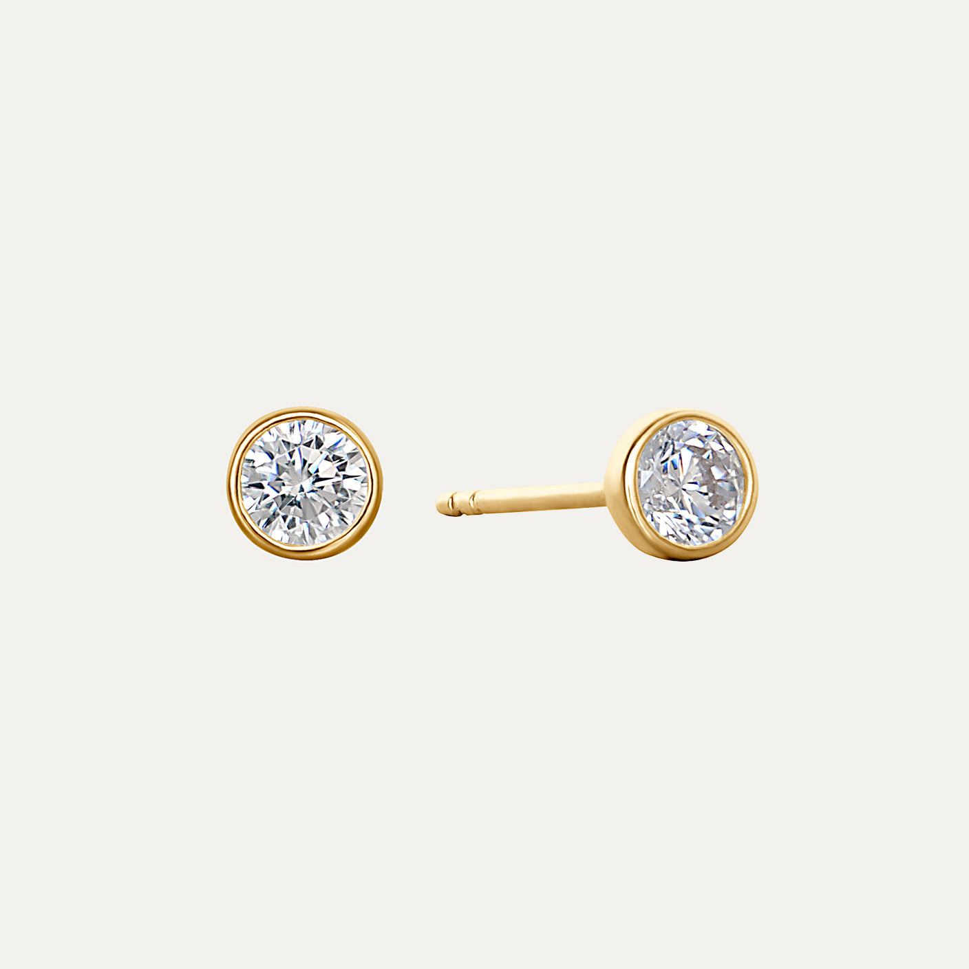 Mono Stud Earrings in Yellow Gold